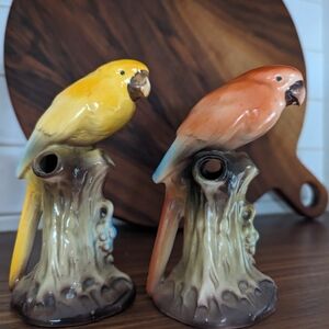 Set/2 Vintage Czechoslovakian bird vases